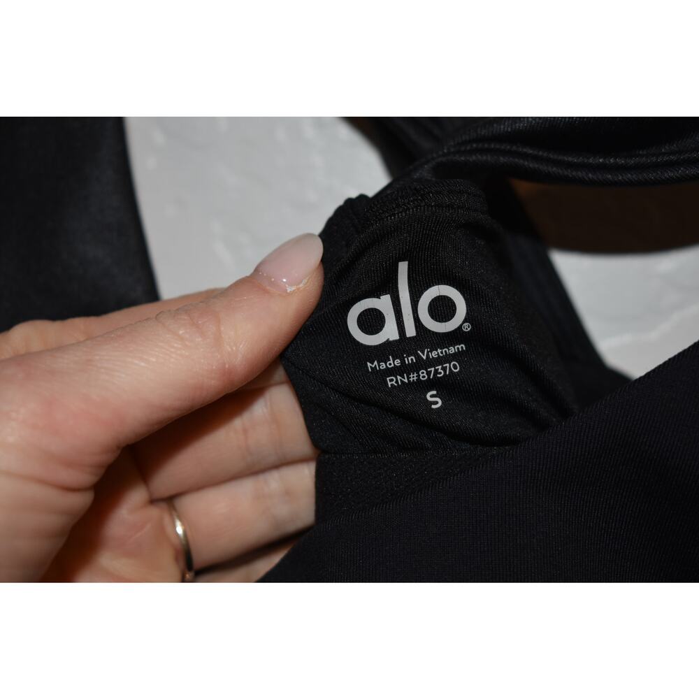 Alo Yoga Cross Back Tank Top with Leather Detail Size S - Picture 3 of 5